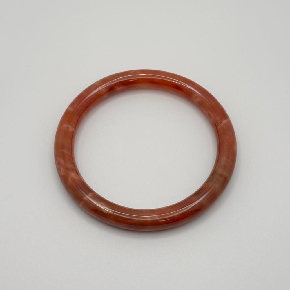 Red‎ Jade Bangle - Picture 4 of 8